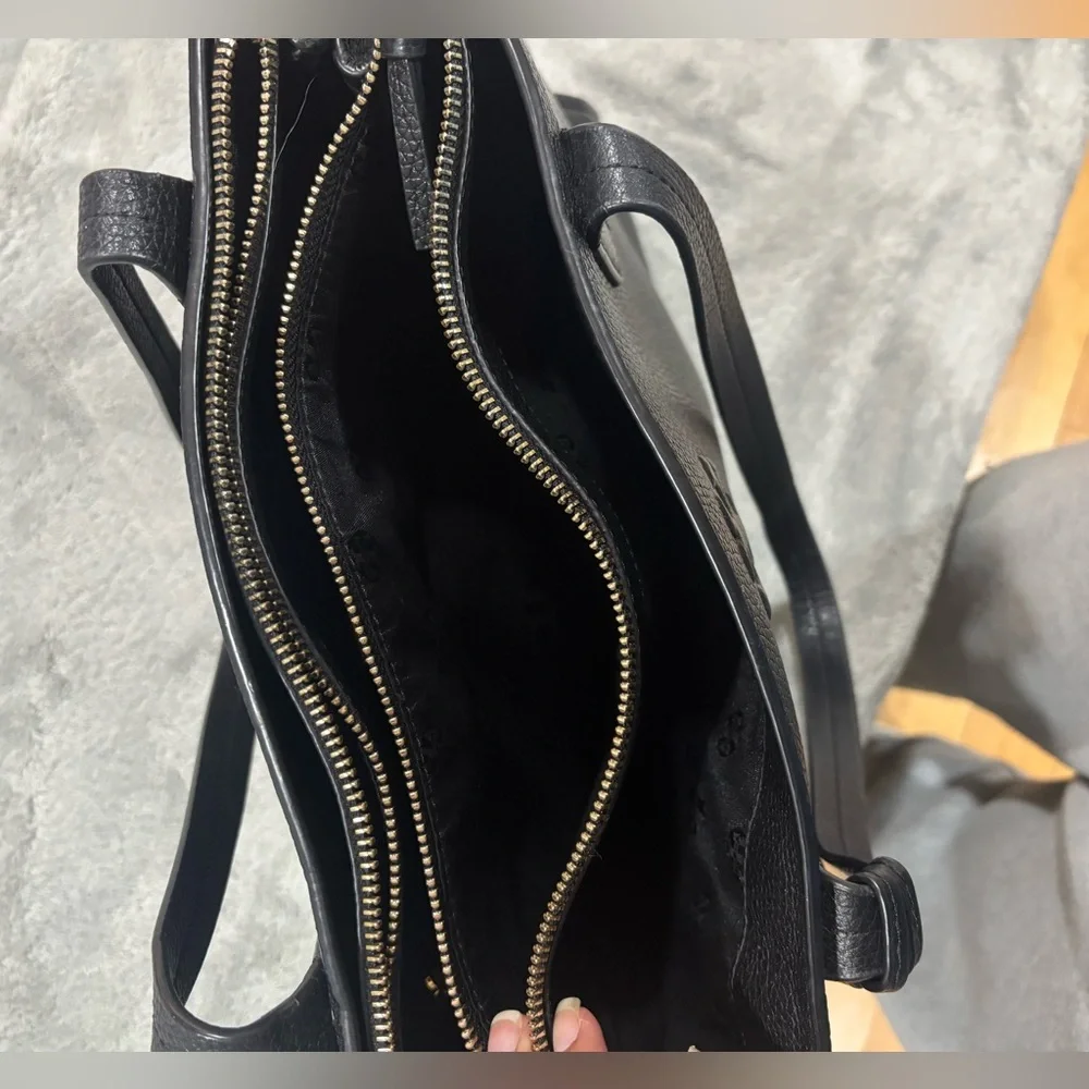 Tory Burch Black Leather Tote Bag - Picture 2 of 8